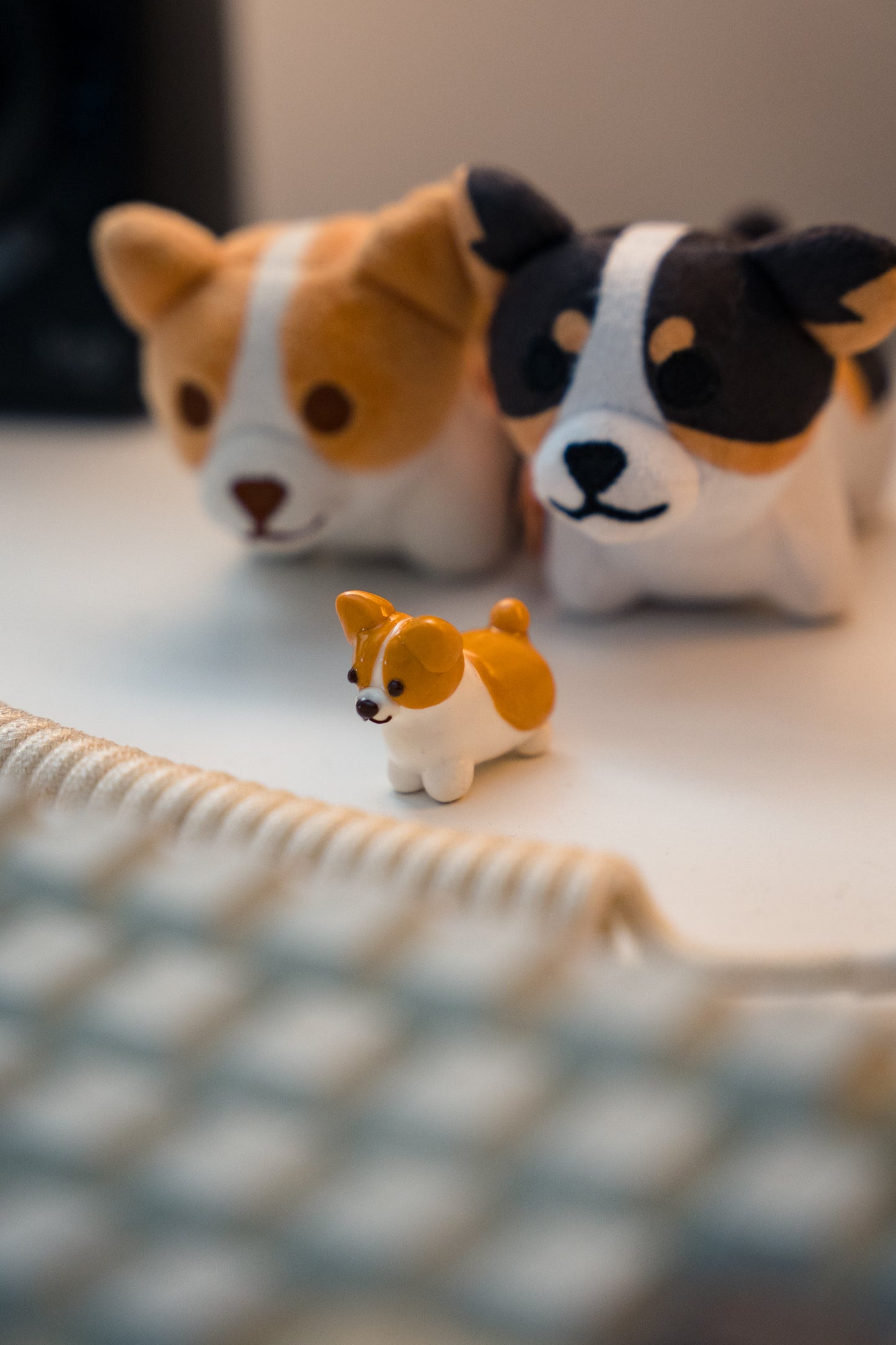 *PRE-ORDER* Corgi Desk Friend