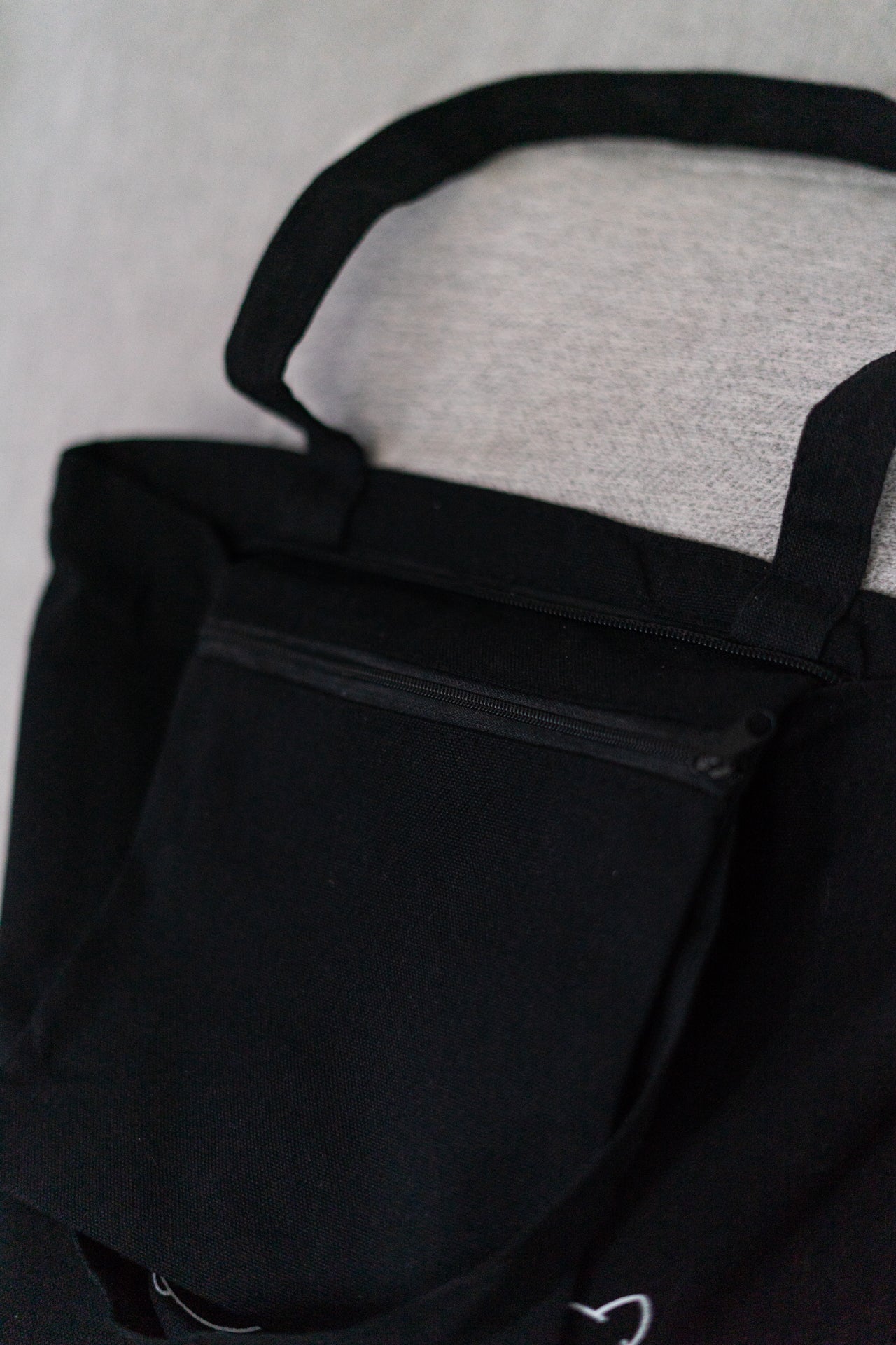 Corgi Zippered Canvas Tote Bag with Pocket